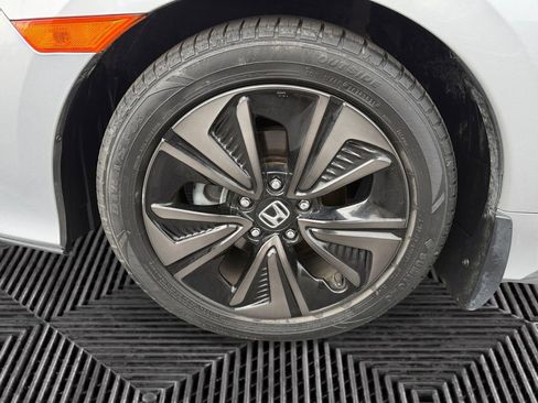 Used 2019 Honda Civic EX image 14