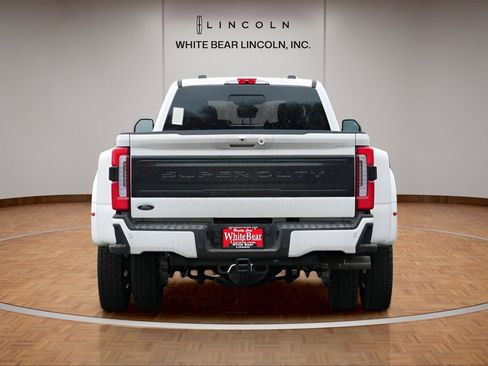 Used 2025 Ford F450 Platinum image 6