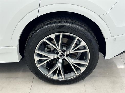 Used 2021 Audi Q8 Premium AWD/4WD image 41