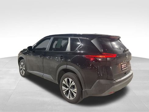 Used 2022 Nissan Rogue SV image 5