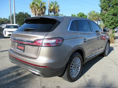 Used 2020 Lincoln Nautilus FWD image 7
