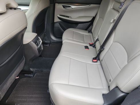 Used 2023 INFINITI QX50 Luxe AWD/4WD image 30