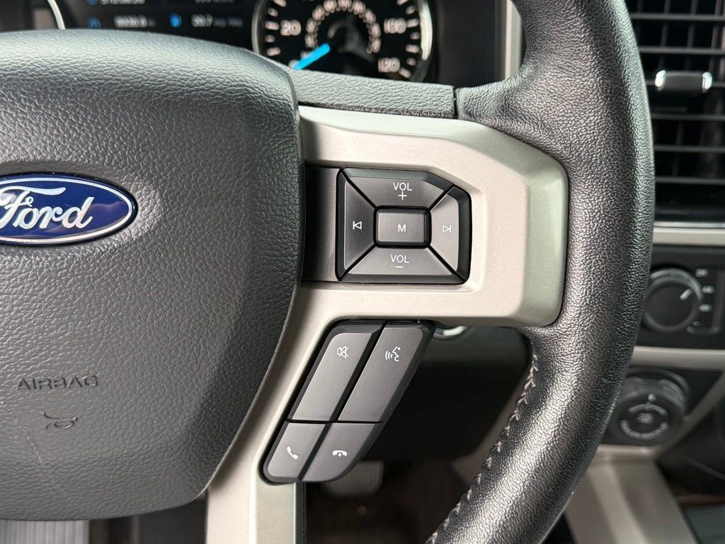 Used 2020 Ford F150 Lariat w/ Equipment Group 502A Luxury AWD/4WD image 11