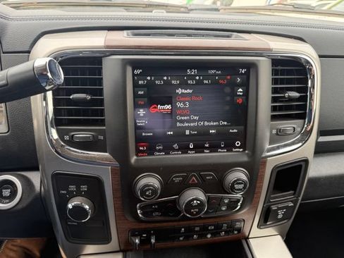 Used 2018 RAM 2500 Laramie AWD/4WD image 13
