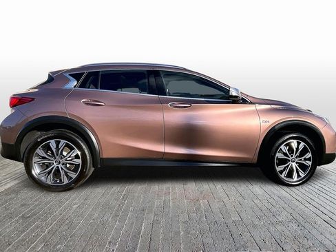 Certified 2017 INFINITI QX30 Premium w/ Navigation Package image 8