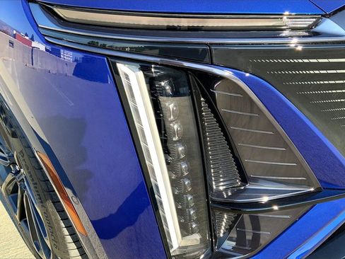 New 2026 Cadillac Lyriq V image 14