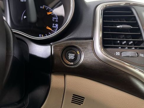 Used 2017 Jeep Grand Cherokee Laredo w/ Quick Order Package 2BE RWD image 17