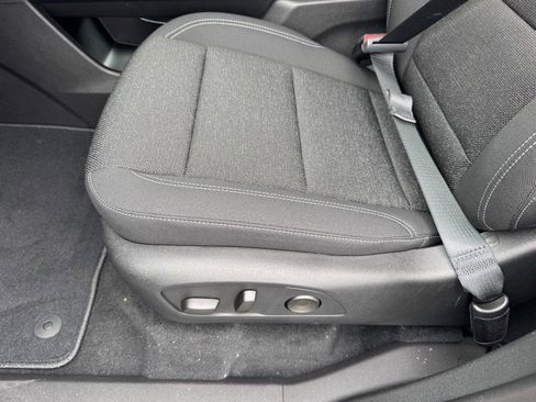 New 2026 Chevrolet Traverse LT w/ Driver Confidence Package FWD image 10