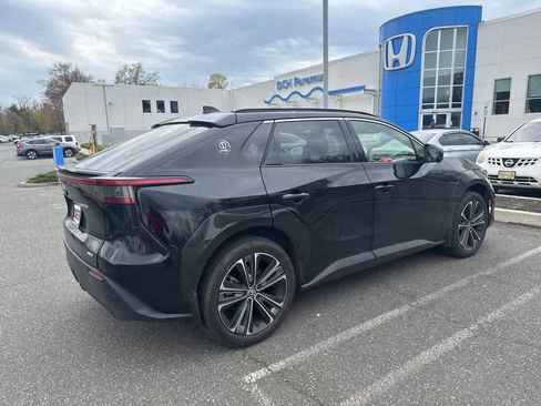 Used 2023 Toyota bZ4X Limited image 14