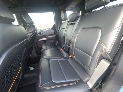 Used 2022 Ford Bronco Badlands image 17