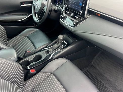 Used 2022 Toyota Corolla XSE FWD image 15