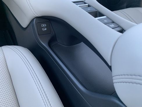 New 2026 Honda HR-V EX-L image 29