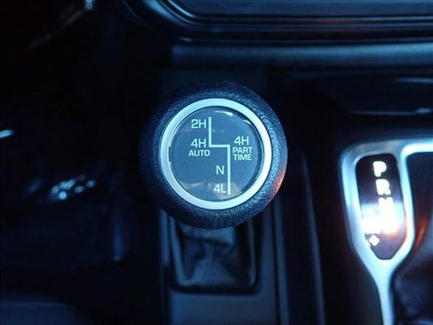 Used 2023 Jeep Wrangler Unlimited AWD/4WD image 20