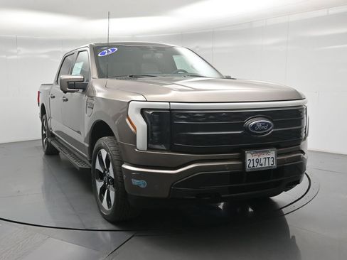 Certified 2023 Ford F150 Lightning Platinum image 30