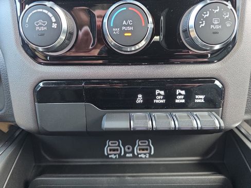 New 2026 RAM 1500 Big Horn image 33