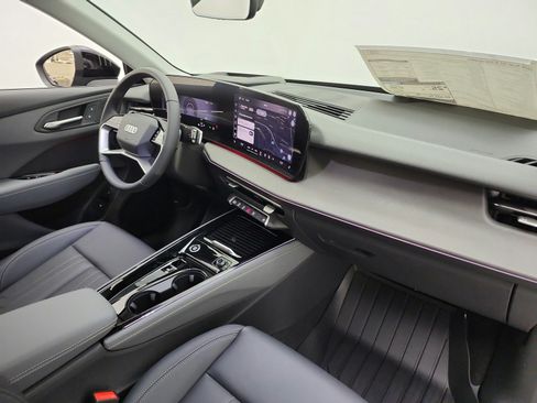 New 2026 Audi Q3 quattro 2.0T AWD/4WD image 15