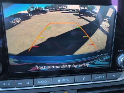 Used 2024 Nissan Altima 2.5 SV image 12