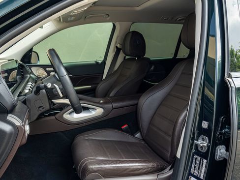 Used 2022 Mercedes-Benz GLS 450 4MATIC image 15