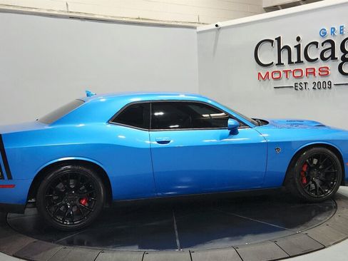 Used 2016 Dodge Challenger SRT Hellcat RWD image 12