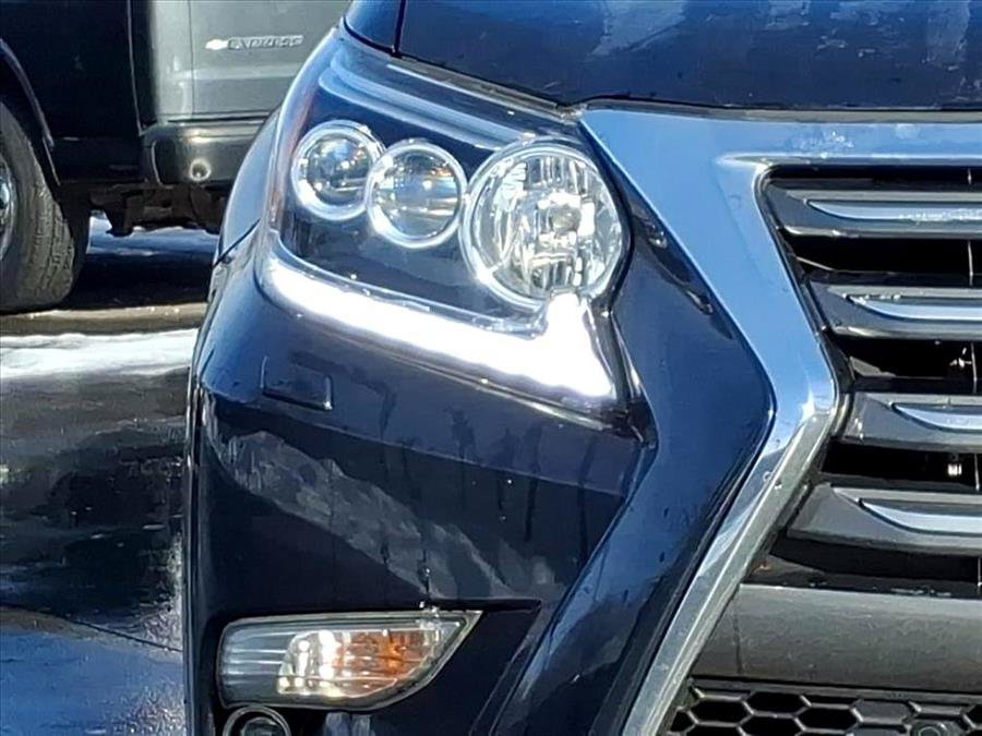 Used 2019 Lexus GX 460 Premium AWD/4WD image 14