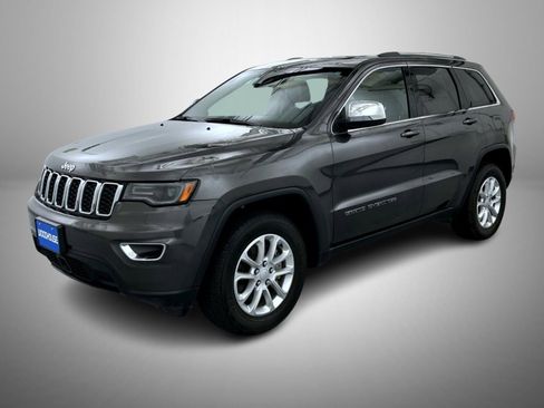 Used 2021 Jeep Grand Cherokee Laredo X image 1