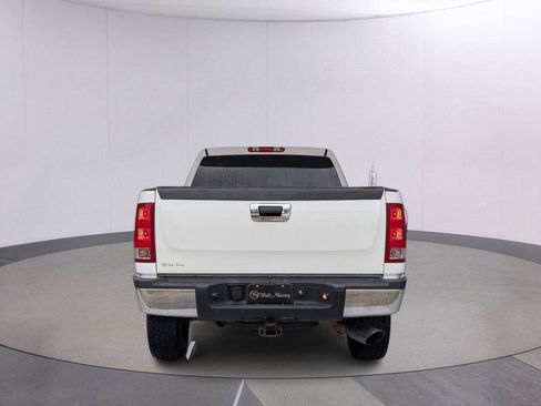 Used 2007 GMC Sierra 2500 SLE w/ EZ-Lift Tailgate Package RWD image 5