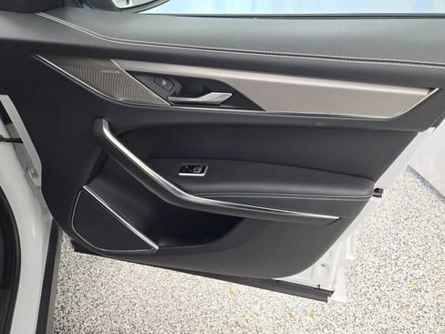 Used 2024 Jaguar F-PACE R-Dynamic S image 6