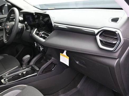 New 2026 Chevrolet TrailBlazer LT w/ Driver Confidence Package image 38