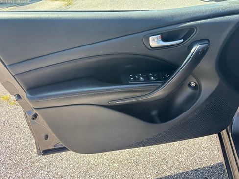 Used 2014 Dodge Dart Limited w/ Technology Group FWD image 16