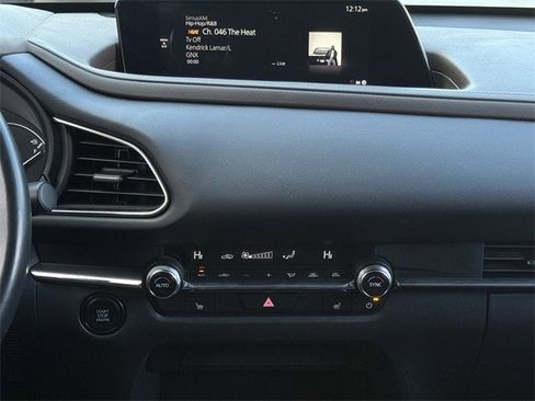 Used 2024 MAZDA CX-30 AWD 2.5 S w/ Premium Package image 17