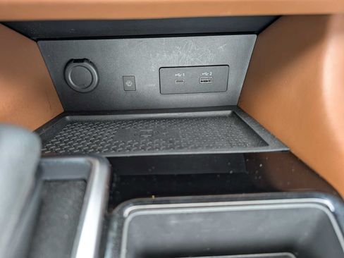 Used 2023 Nissan Pathfinder Platinum AWD/4WD image 32