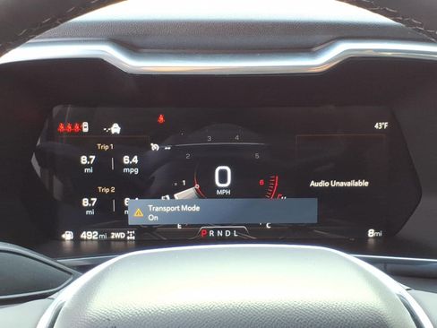 New 2026 GMC Canyon Elevation w/ Convenience Package image 16