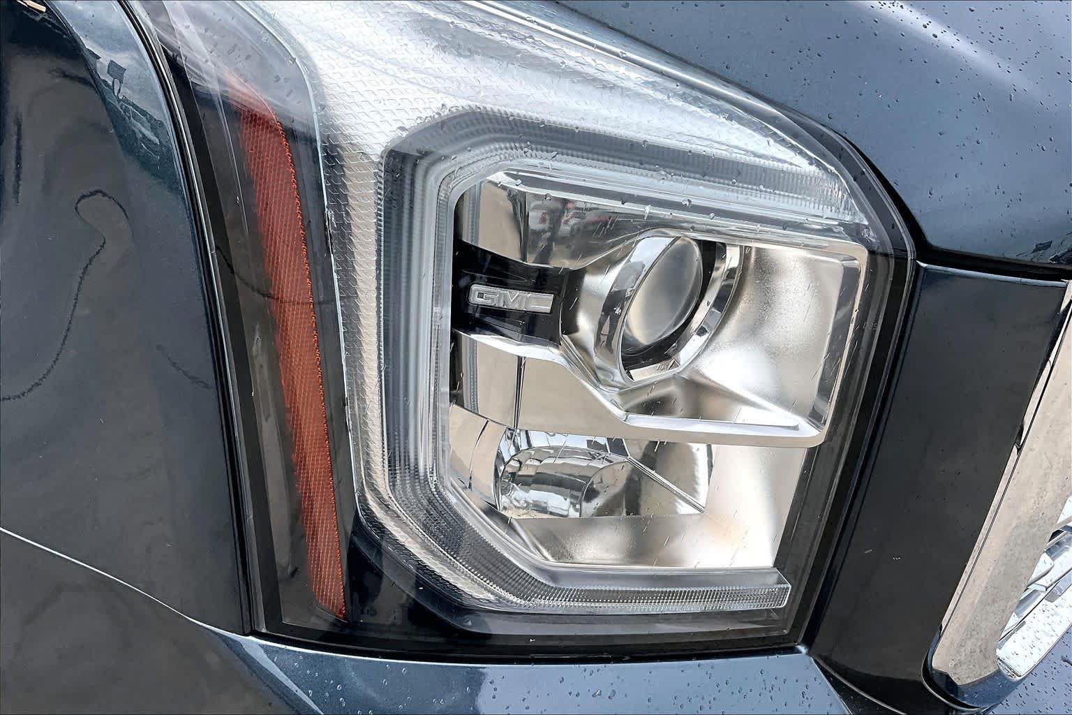 Used 2019 GMC Yukon Denali w/ Denali Ultimate Package RWD image 28