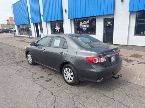 Used 2011 Toyota Corolla LE FWD image 12