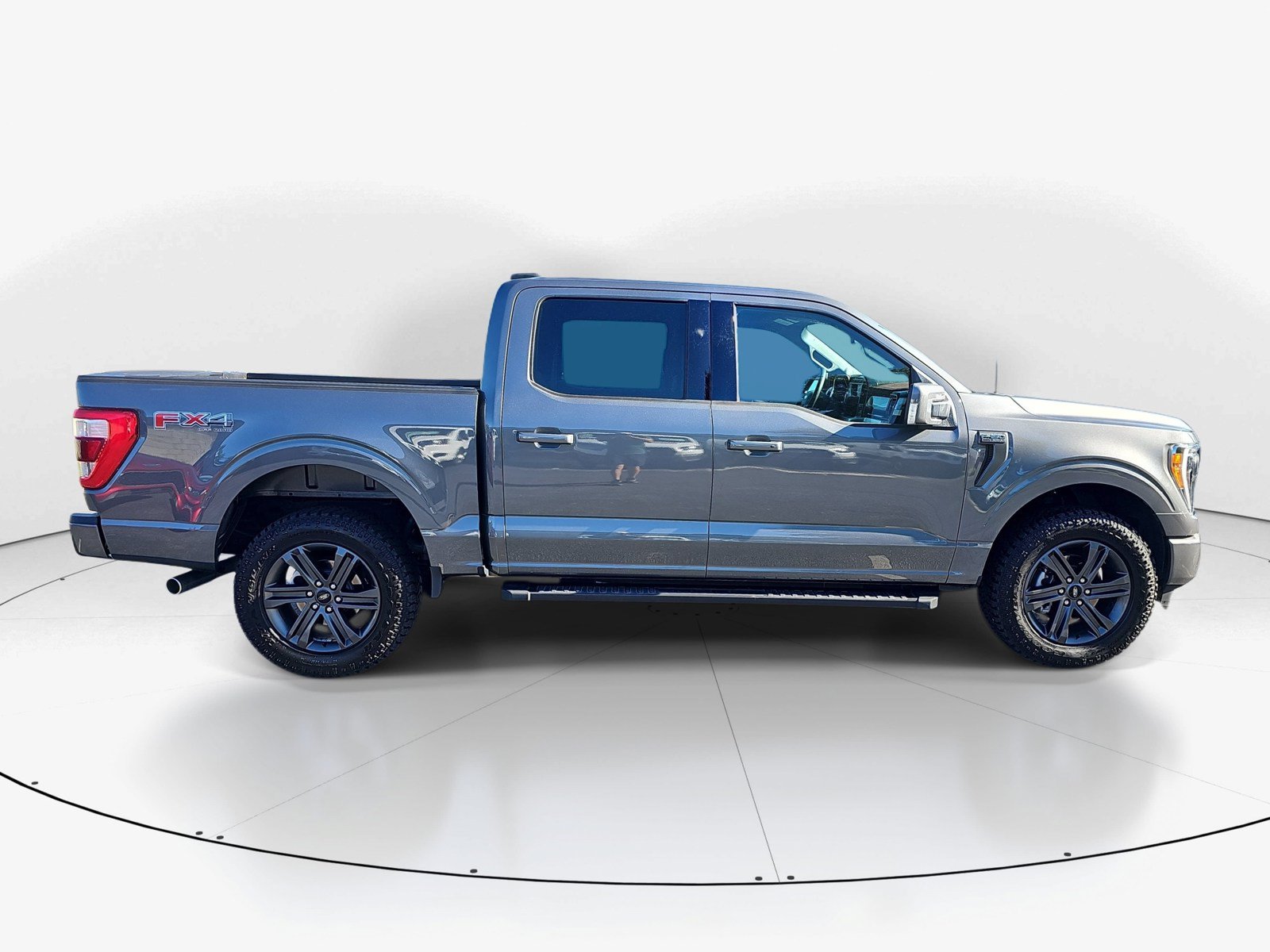 Used 2023 Ford F150 Lariat AWD/4WD image 2