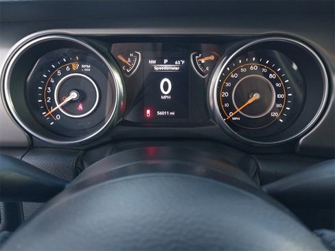 Used 2023 Jeep Gladiator Sport image 14