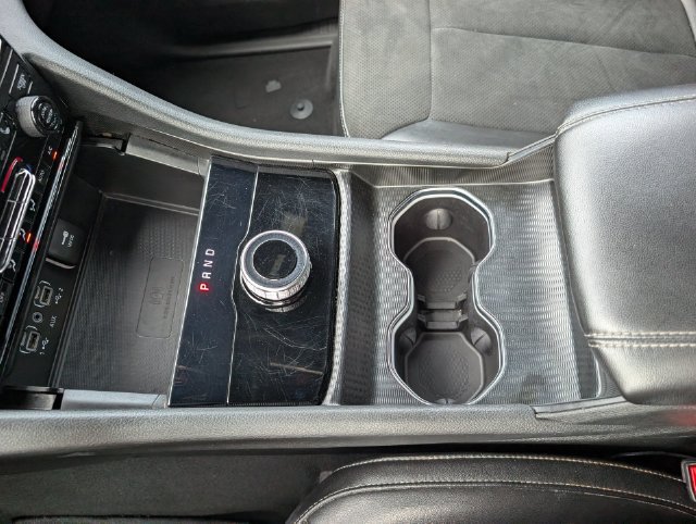 Used 2024 Jeep Grand Cherokee Altitude RWD image 18
