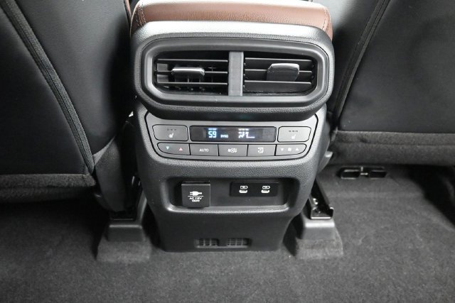 Used 2026 Honda Pilot Elite image 20