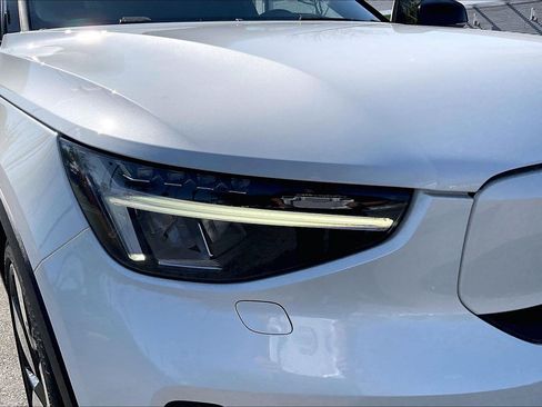 Used 2023 Volvo XC40 Recharge Ultimate AWD/4WD image 25