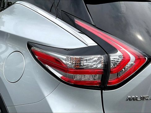 Used 2015 Nissan Murano Platinum w/ Platinum Technology Package AWD/4WD image 23