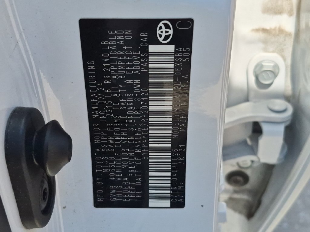 Certified 2024 Toyota Corolla SE w/ SE Premium Package FWD image 29