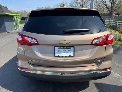 Used 2018 Chevrolet Equinox Premier FWD image 5