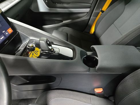 Used 2022 Polestar Polestar 2 w/ Performance Package image 28