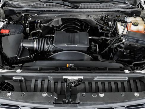 Used 2022 Chevrolet Silverado 2500 LT AWD/4WD image 48