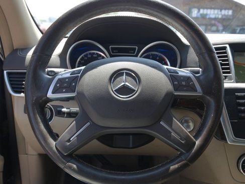 Used 2015 Mercedes-Benz GL 450 4MATIC image 19