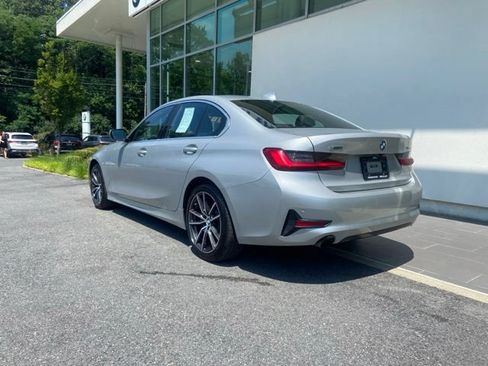 Used 2019 BMW 330i xDrive Sedan w/ Driving Assistance Package AWD/4WD image 9