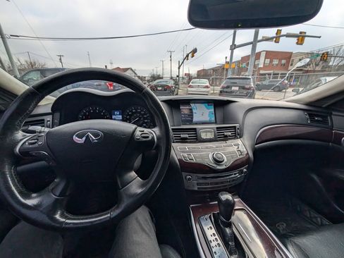 Used 2014 INFINITI Q70 3.7 w/ Premium Package image 22