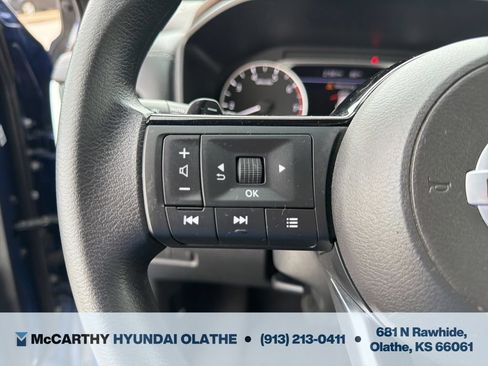 Used 2021 Nissan Rogue SV FWD image 25