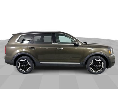 Used 2025 Kia Telluride S AWD/4WD image 9