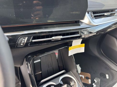 New 2026 BMW X1 xDrive28i w/ Convenience Package image 15